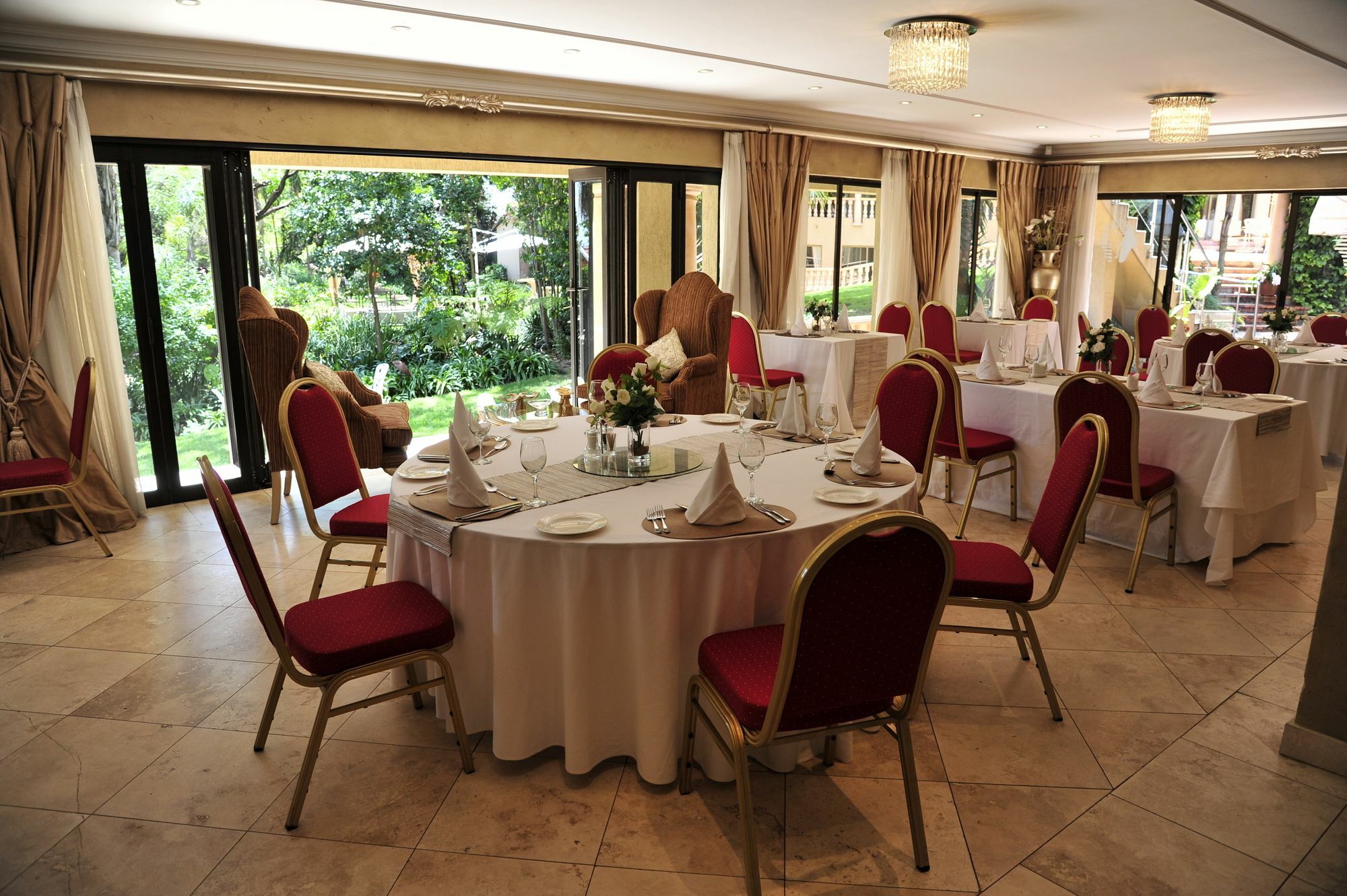 מלון יוהנסבורג House Of Pharaohs And Conference Centre מראה חיצוני תמונה